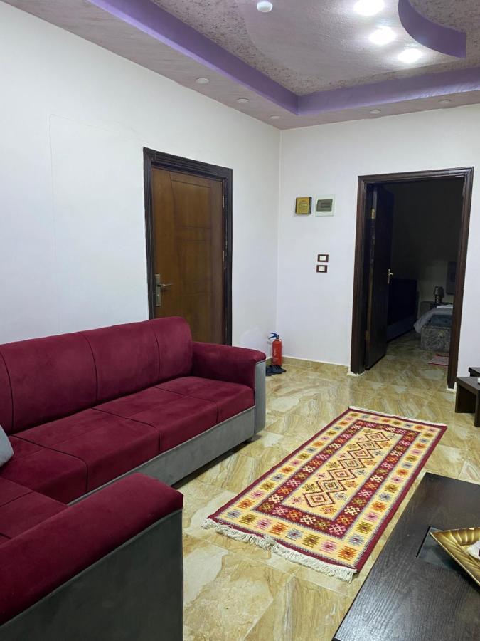 Petra Rose Apartment Wadi Musa Exteriör bild