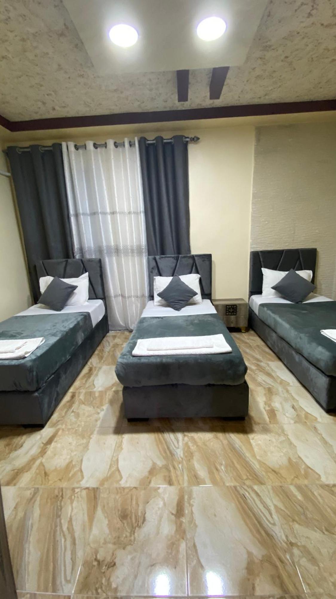 Petra Rose Apartment Wadi Musa Exteriör bild